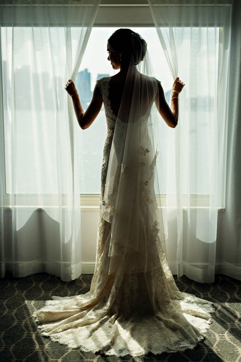 hyatt-boston-bride-window-silhouette